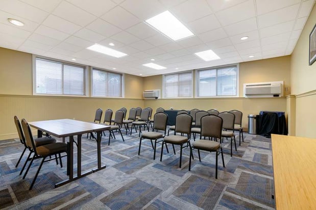 Images Best Western Plus Windjammer Inn & Conference Center