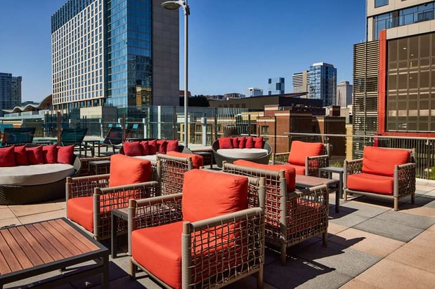 Images Hilton Garden Inn Nashville Downtown/Convention Center