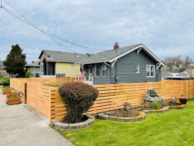 Images Optima Fence and Deck