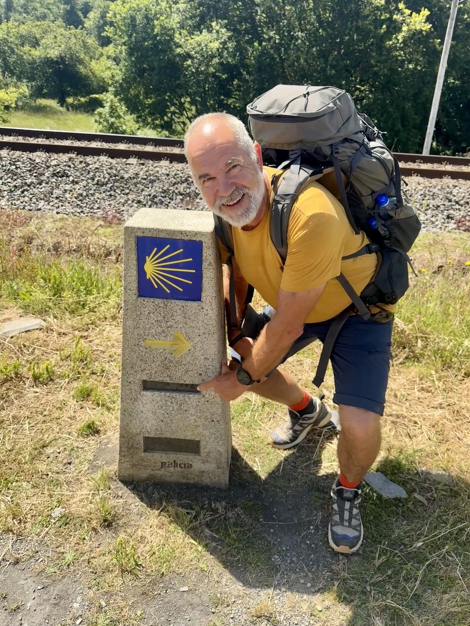 Wo die Erde aufhört  - VON IRUN BIS ANS ENDE DER WELT in Korschenbroich