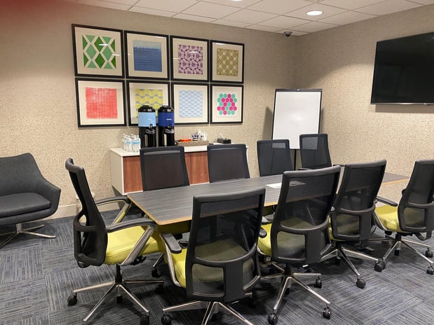 Images Holiday Inn Express & Suites Independence-Kansas City by IHG