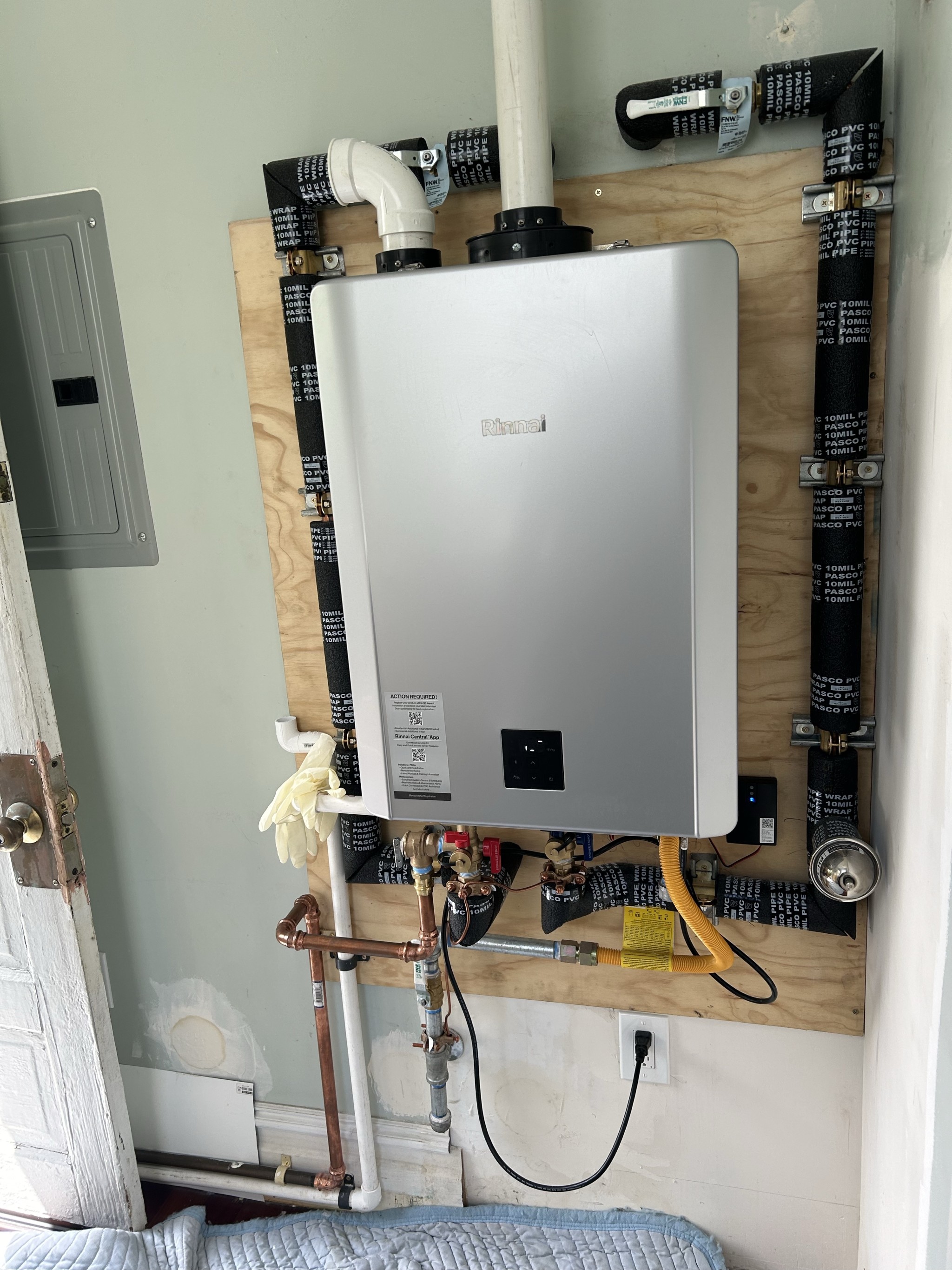 New Rinnai Tankless water heater installation indoor