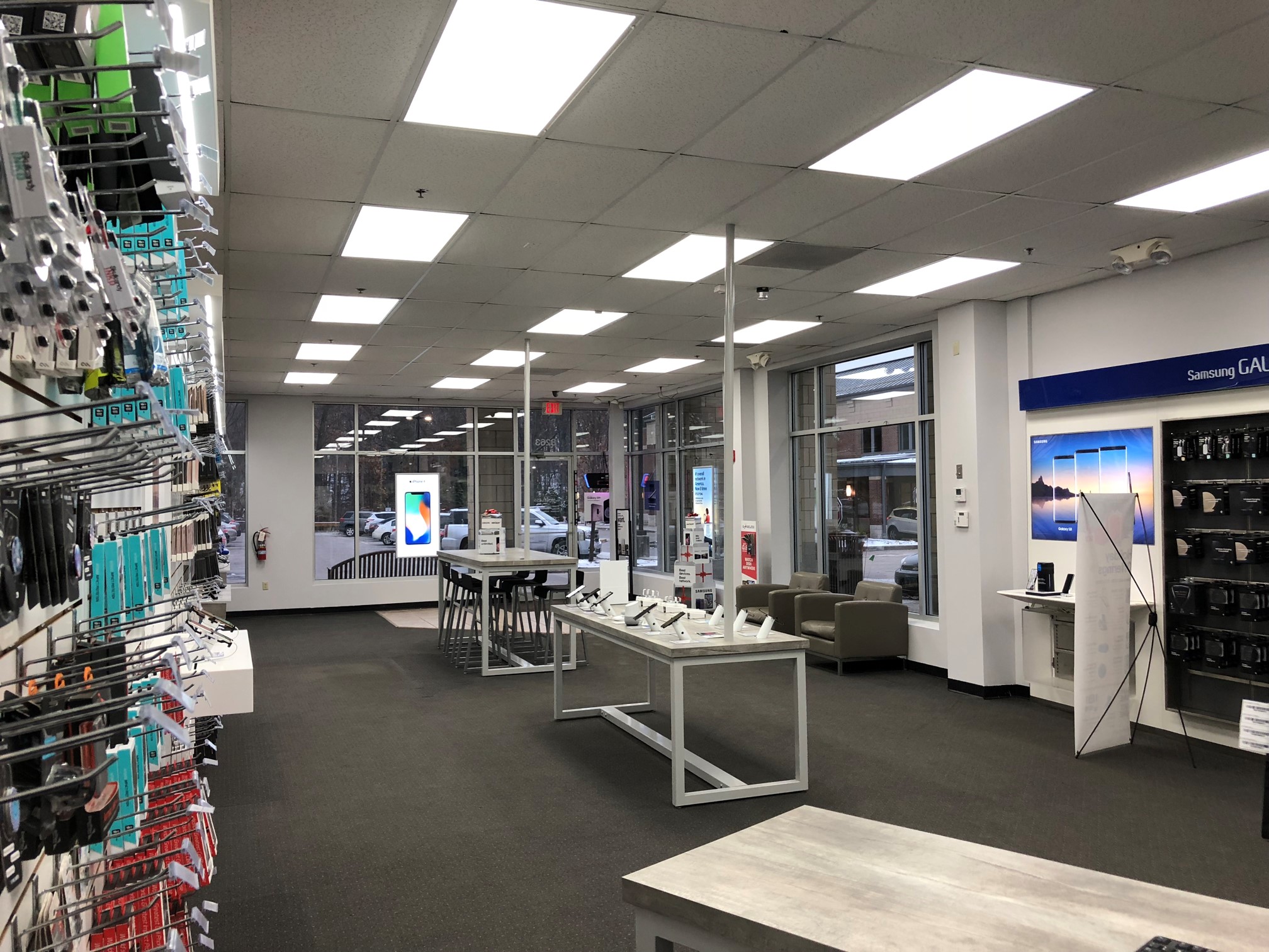 Verizon Authorized Retailer – GoWireless Photo