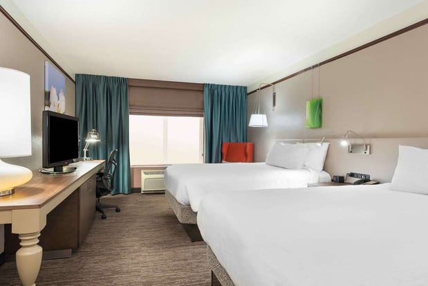 Images Hilton Garden Inn Wilmington Mayfaire Town Center