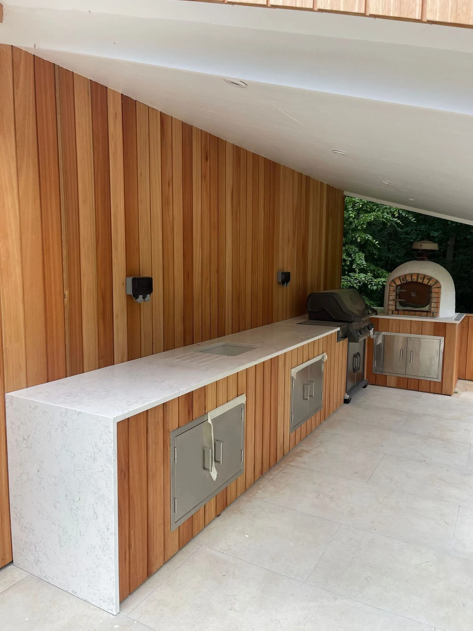 Images Aviva Stone South East Ltd