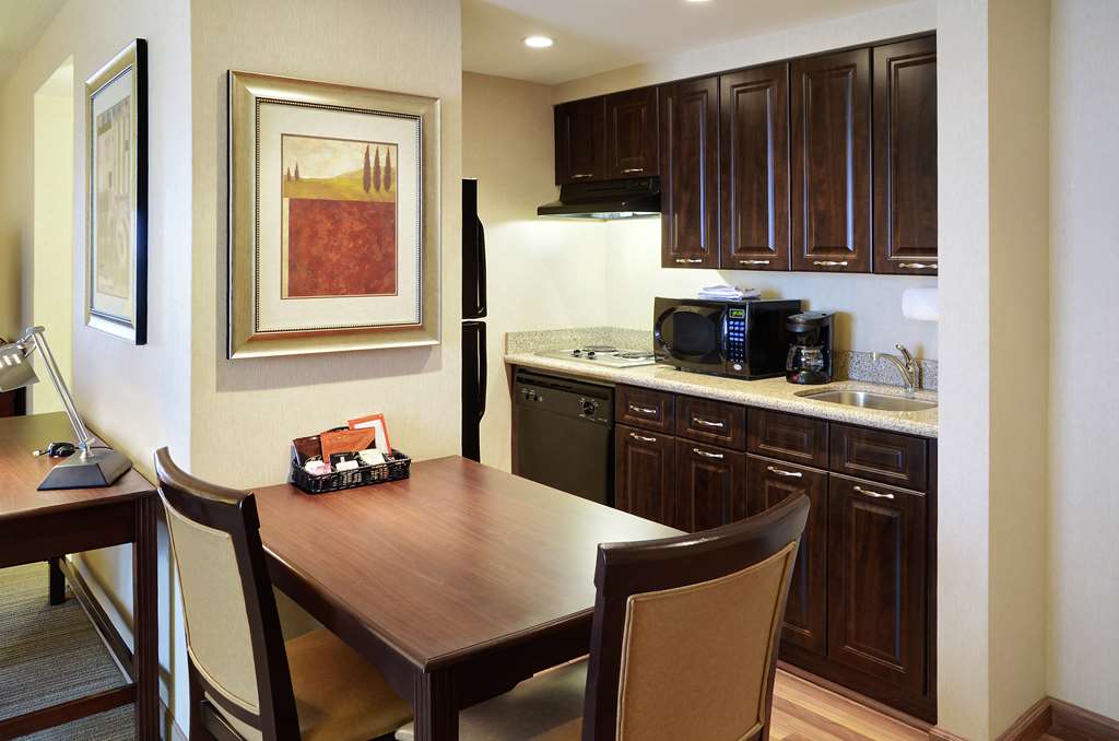 Images Homewood Suites by Hilton Burlington