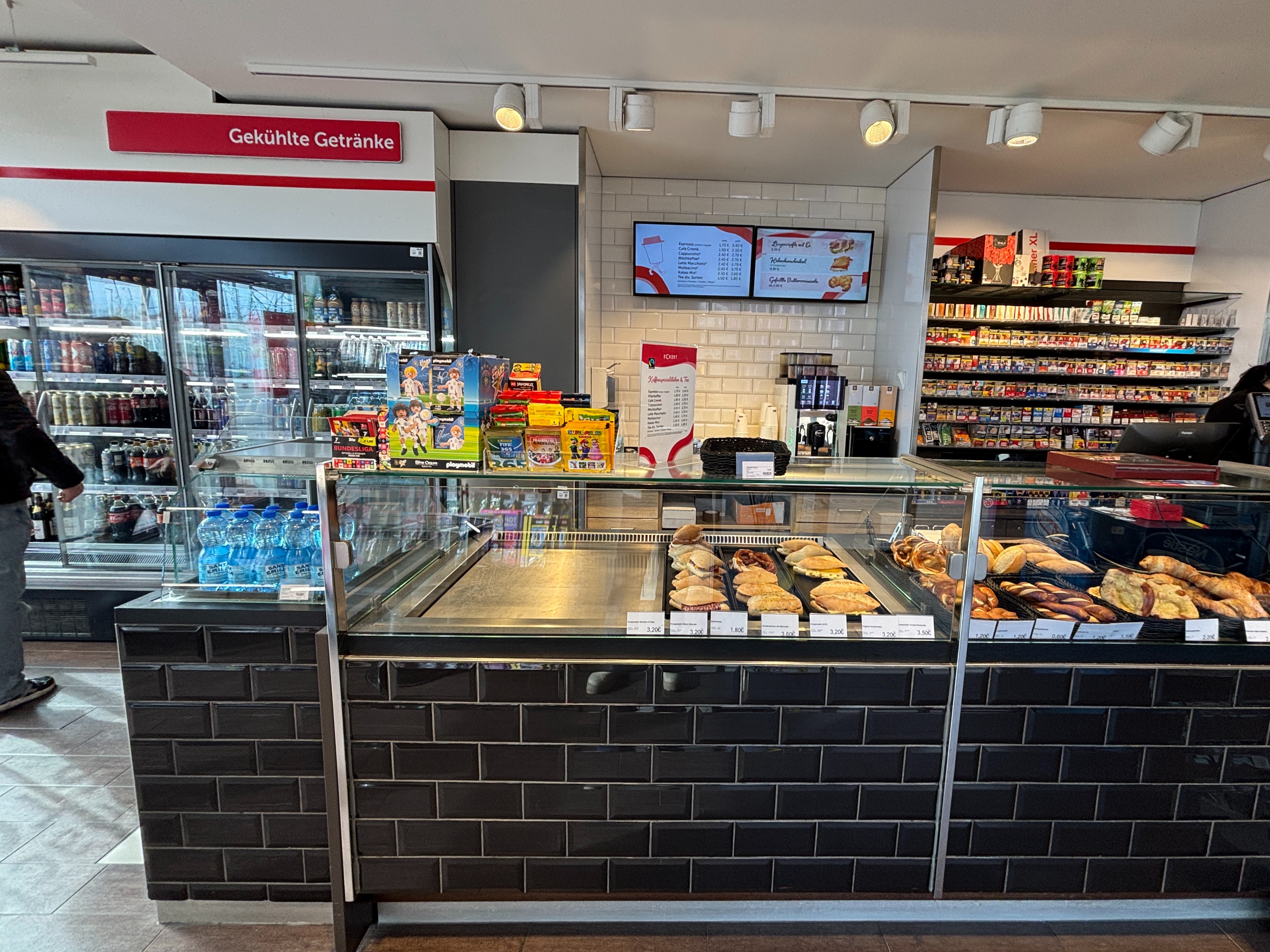 Eckert, Neue Bahnhofstraße 36 in Vaihingen an der Enz