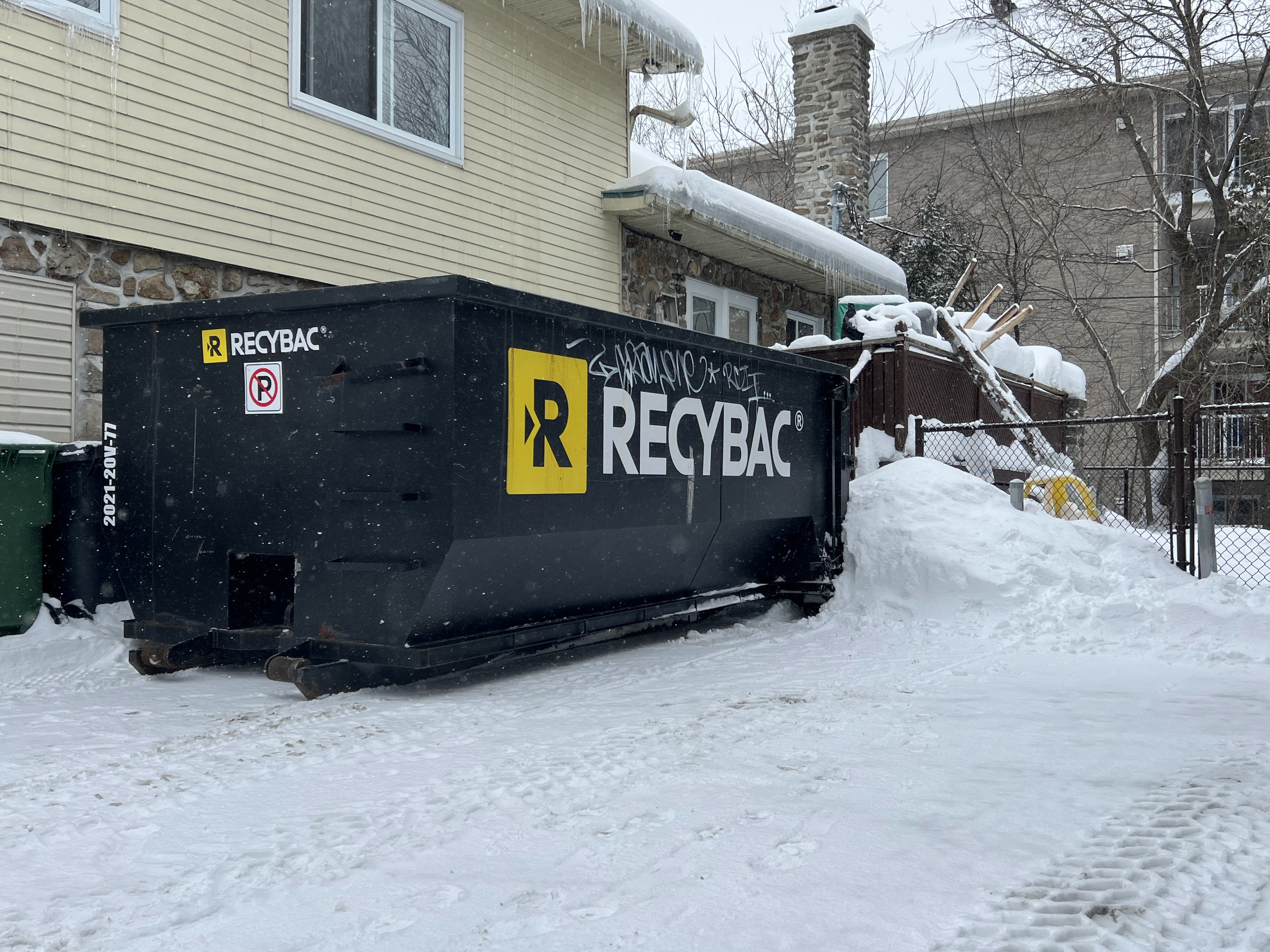 Images Location de conteneur RECYBAC Longueuil