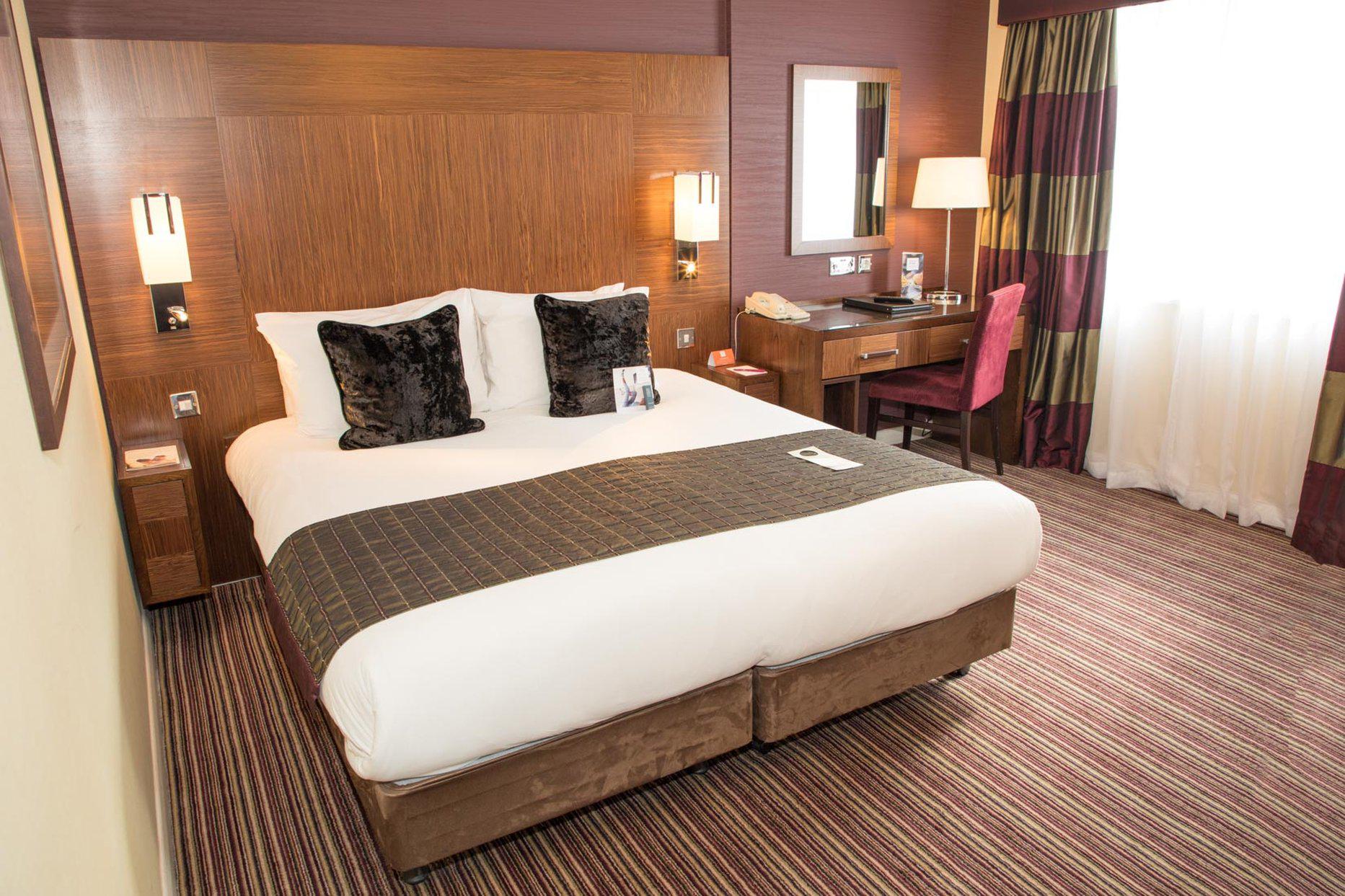 Crowne Plaza London - Gatwick Airport, an IHG Hotel Crawley 01293 608608