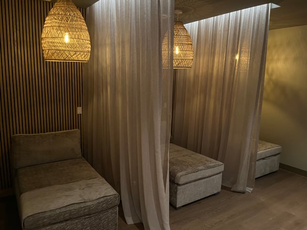 Images Woodhouse Spa - Downtown Louisville
