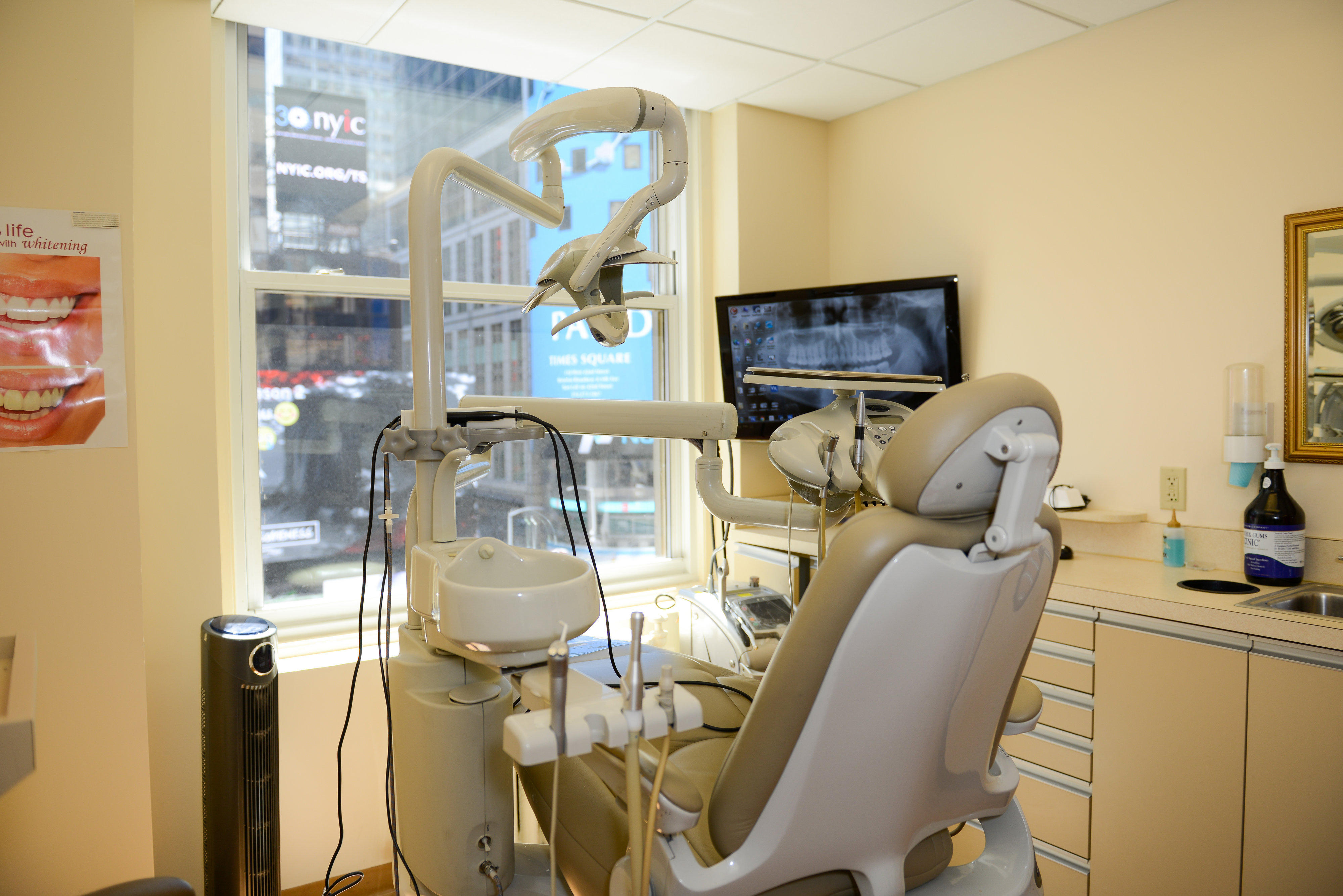 Midtown Dental Care NYC patient chair