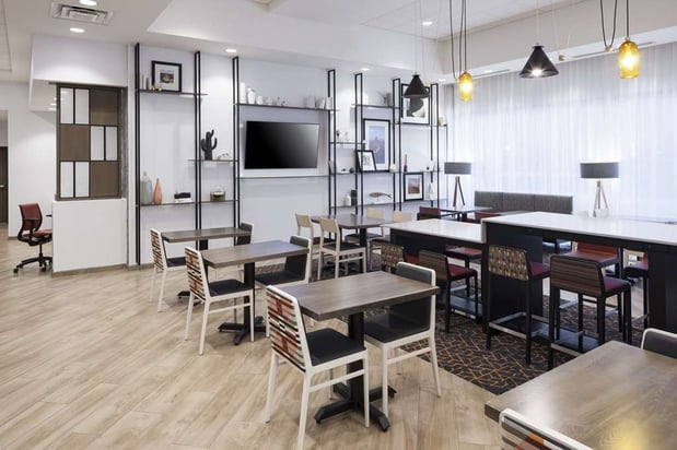 Images Hampton Inn & Suites Phoenix Downtown