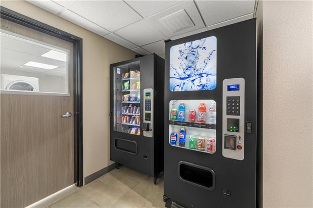 Images Best Western Plus McPherson