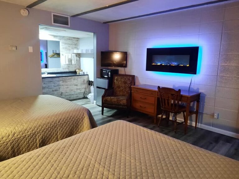 Images Coachlight Inn Motel