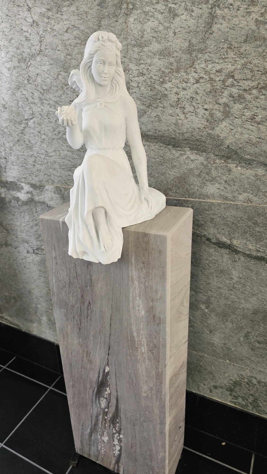 Ludwig Schneider - Denkmale und Steinbau AG - Steinmetz & Grabsteine München, Unterhachinger Straße 15 in München