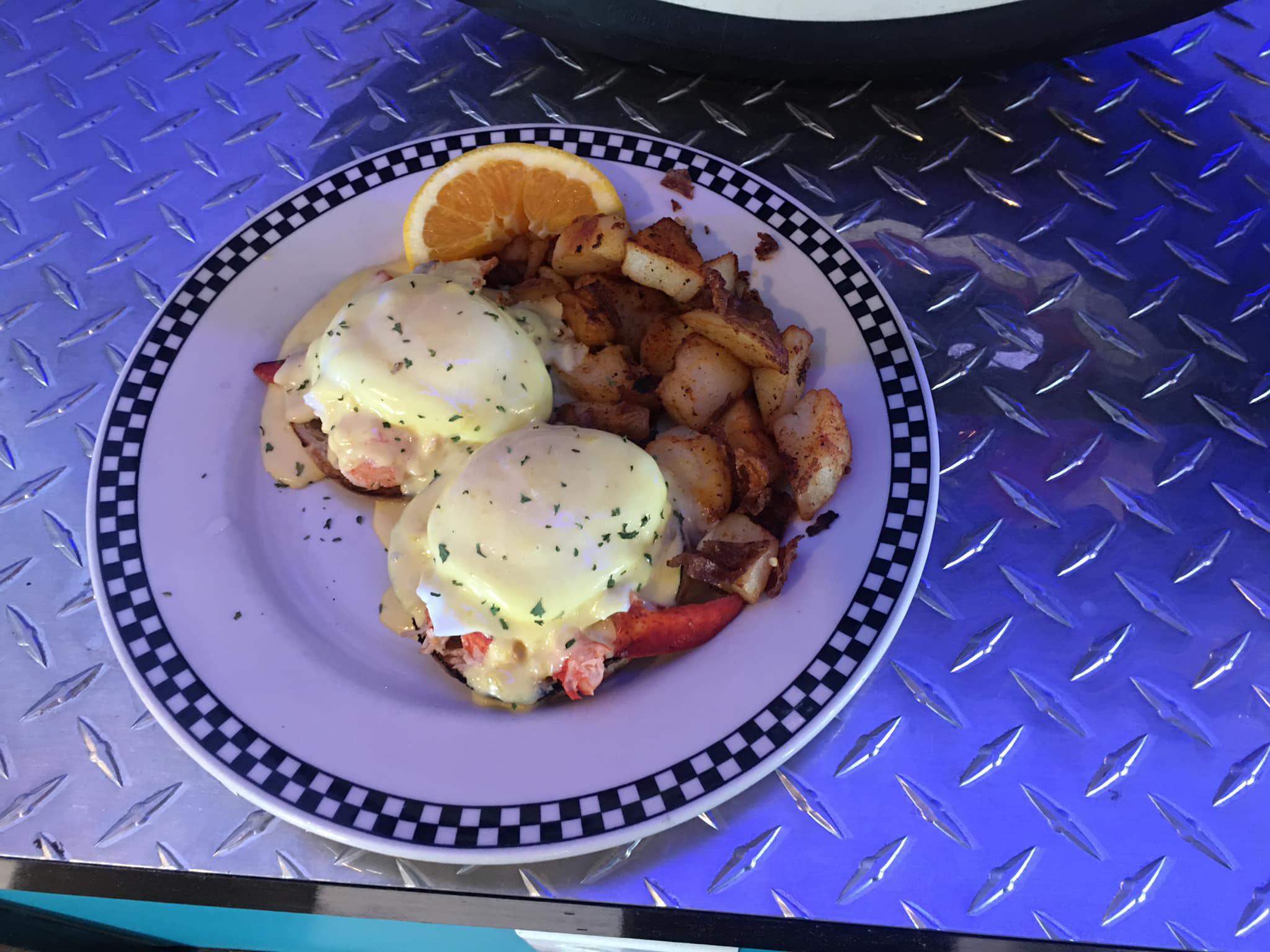 Misty Moonlight Diner Photo