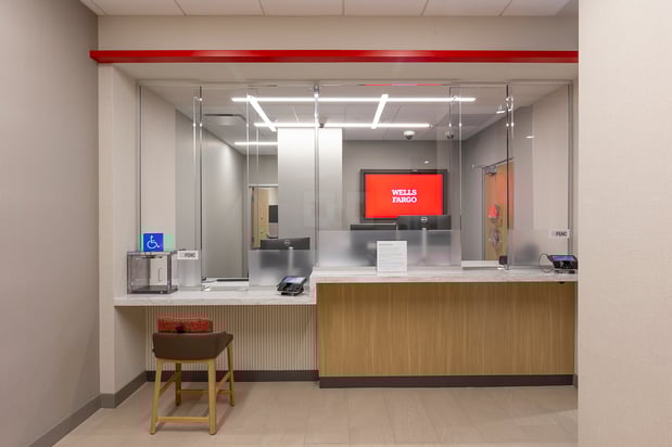 Images Wells Fargo Bank