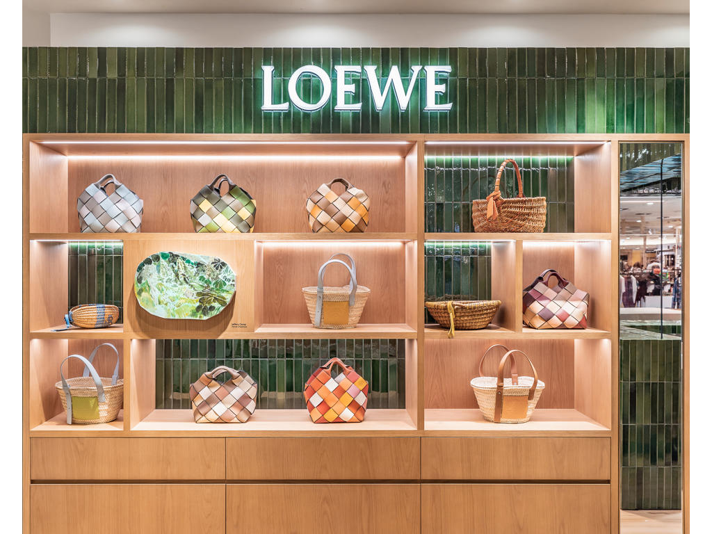 Images ロエベ リクラフト 阪急うめだ本店 8F