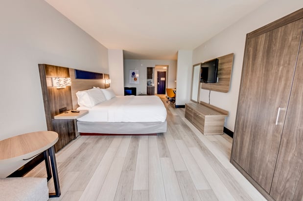 Images Holiday Inn Express & Suites Columbus OSU-Medical Center by IHG