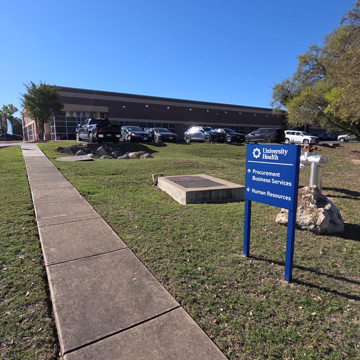 Exterior of Business Center 1 outside Human Resources office