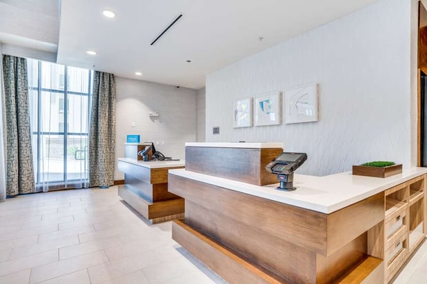Images Hilton Garden Inn North Dallas Central Expy