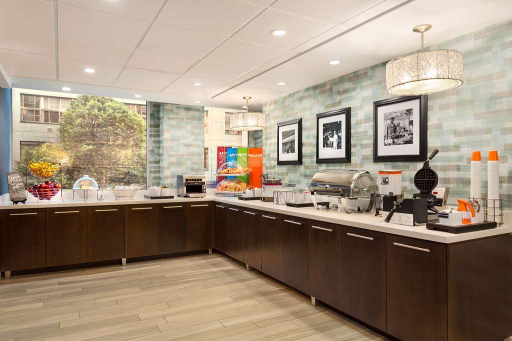 Images Hampton Inn & Suites by Hilton Vancouver-Downtown