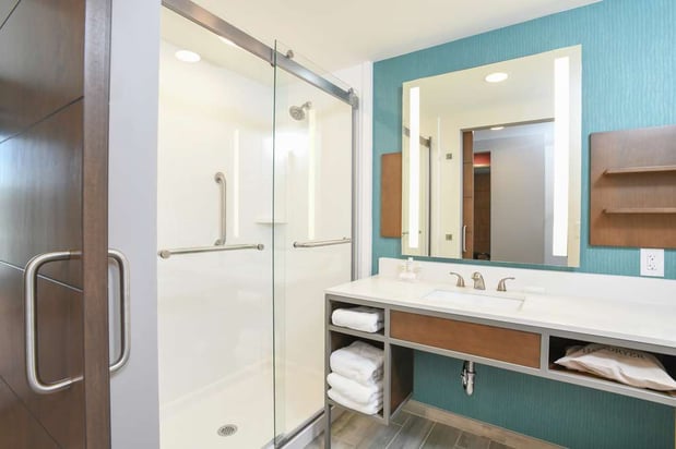 Images Hilton Garden Inn Cincinnati Midtown