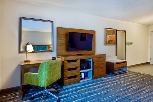 Images Hampton Inn Cortland