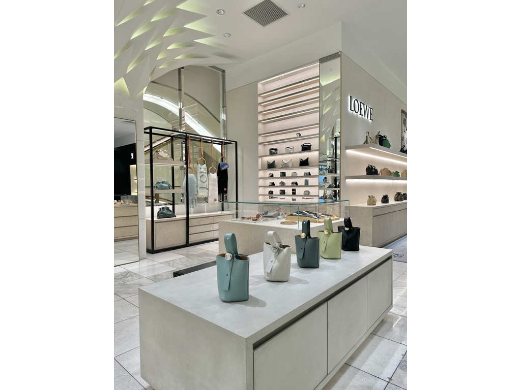 Images ロエベ 日本橋三越本店