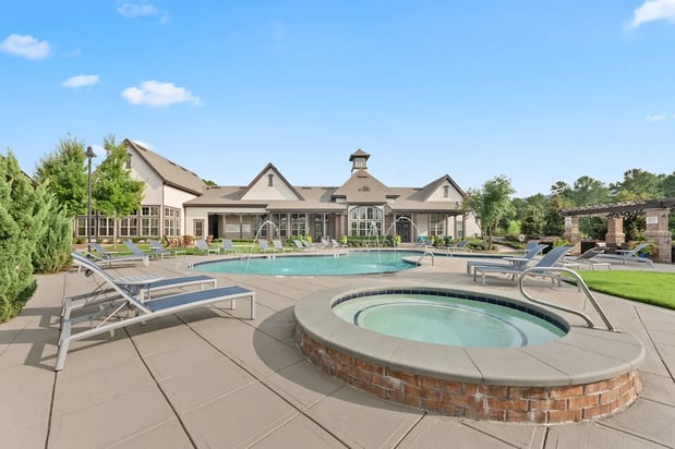 Images The Ridge at Chenal Valley Apartments