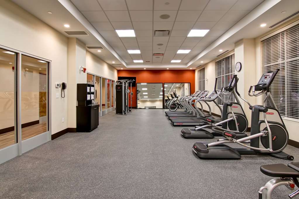 Health club  fitness center  gym Hampton Inn & Suites by Hilton Grande Prairie Grande Prairie (780)538-0722