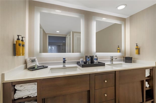 Images Best Western Plus Carriage Inn