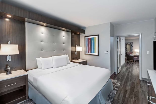 Images Embassy Suites by Hilton Houston Energy Corridor
