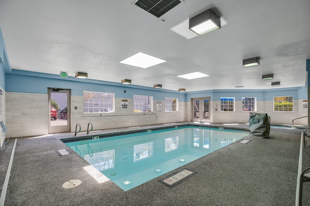 Images Holiday Inn Express & Suites Portland-Jantzen Beach by IHG