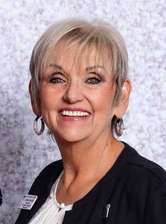 Images Caroline Camfield - Real Estate