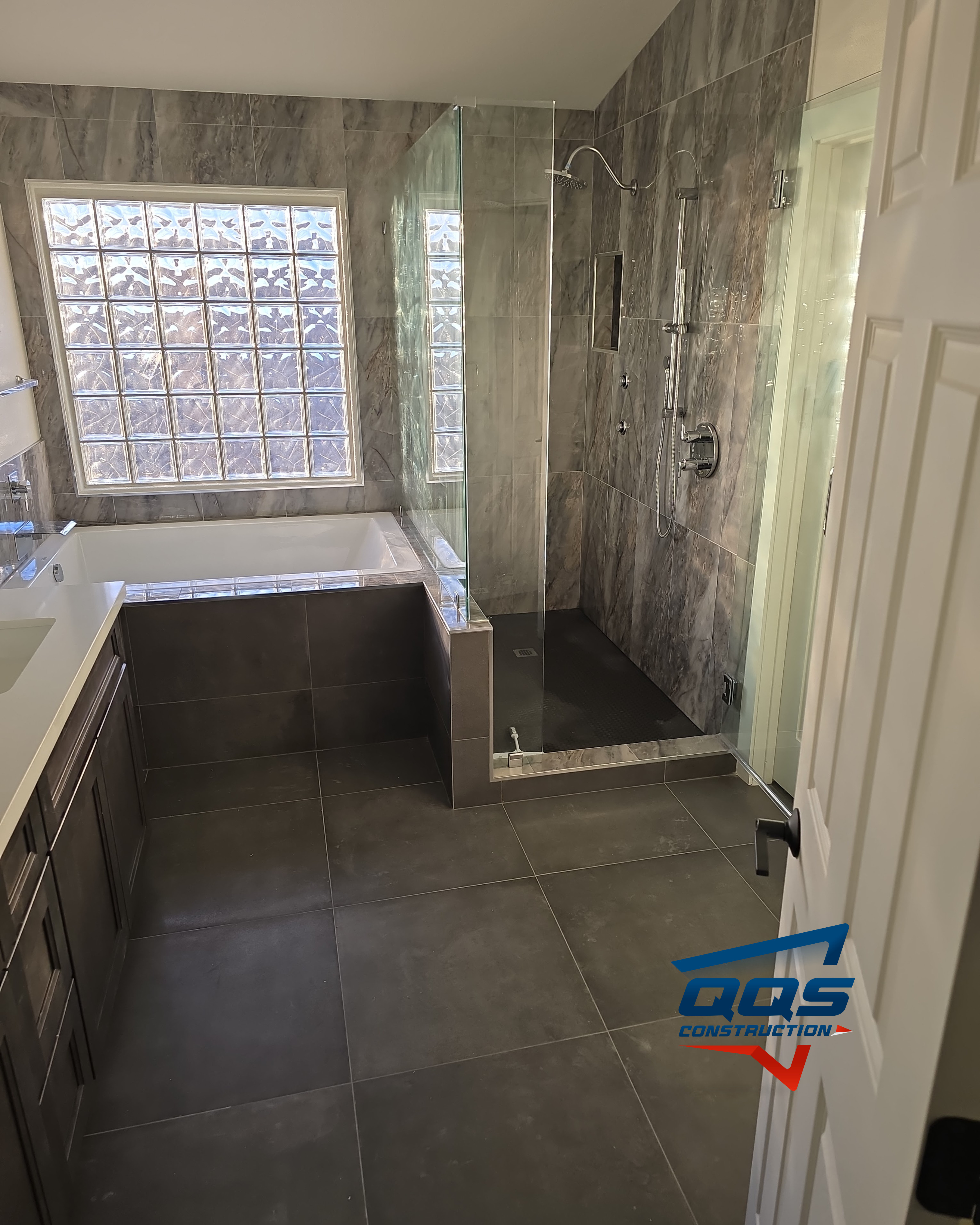 QQS Construction LLC Image