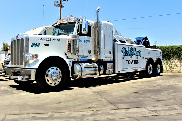 Images Bob & Dave's Towing