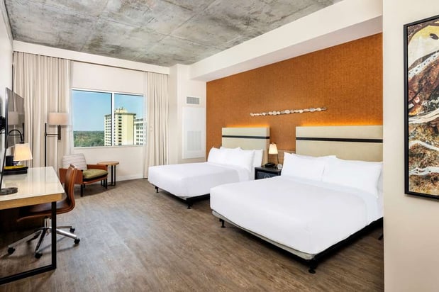 Images Hotel Melby Downtown Melbourne, Tapestry Collection by Hilton