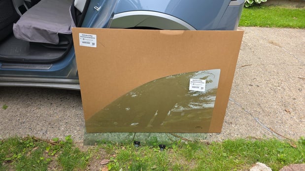 Images Skyview Auto Glass Flat Rock