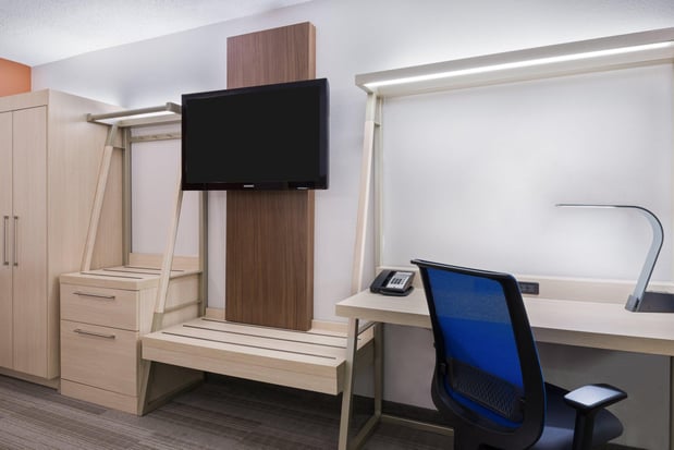 Images Holiday Inn Express & Suites Nearest Universal Orlando by IHG