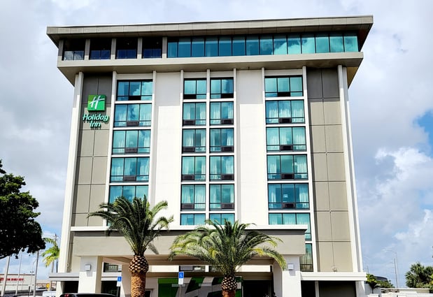 Images Holiday Inn Miami-International Airport by IHG