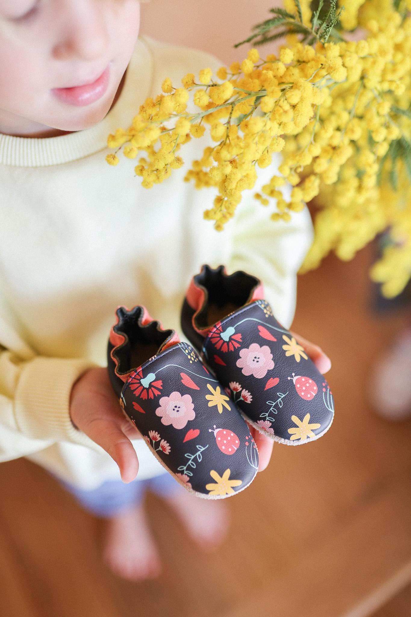 Chausson bebe creche fleurs