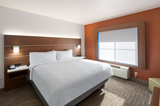 Images Holiday Inn Express & Suites Coeur D Alene I-90 Exit 11 by IHG