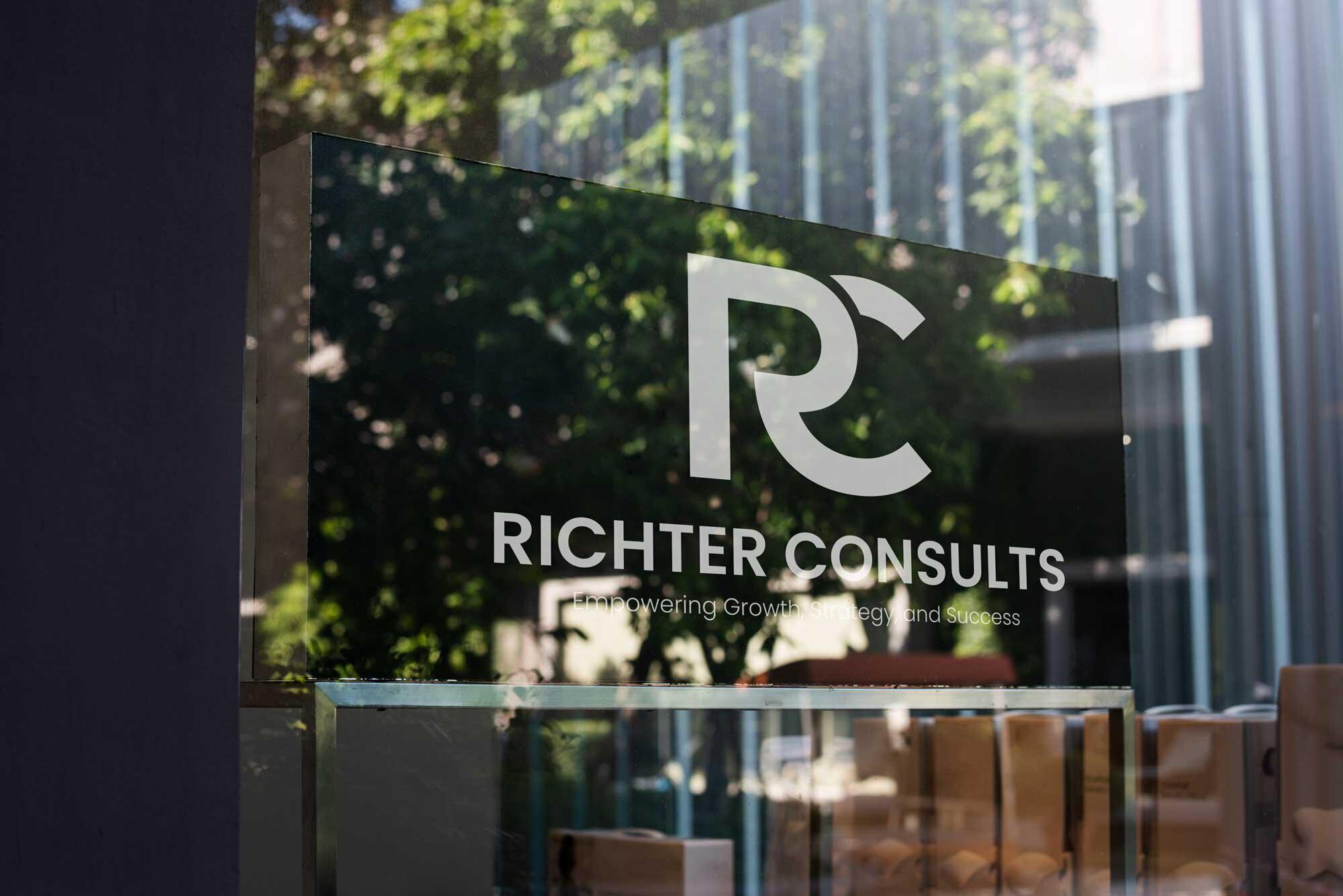 Bilder Richter Consults - IT Marketing & digitale Strategie