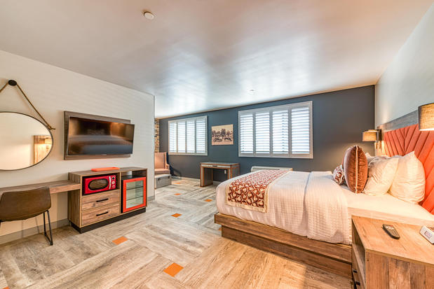 Images Hotel Lexen   Santa Clarita  Valencia Near Six Flags