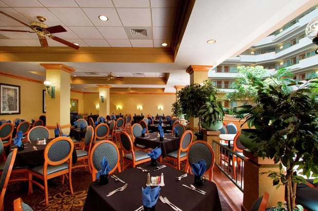 Images Embassy Suites by Hilton Greensboro Airport