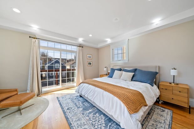 Images Darcy Bento, South Boston Realtor - Bento Real Estate Group