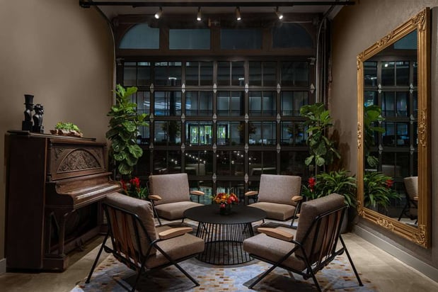 Images Hotel West & Main Conshohocken Philadelphia, Tapestry by Hilton