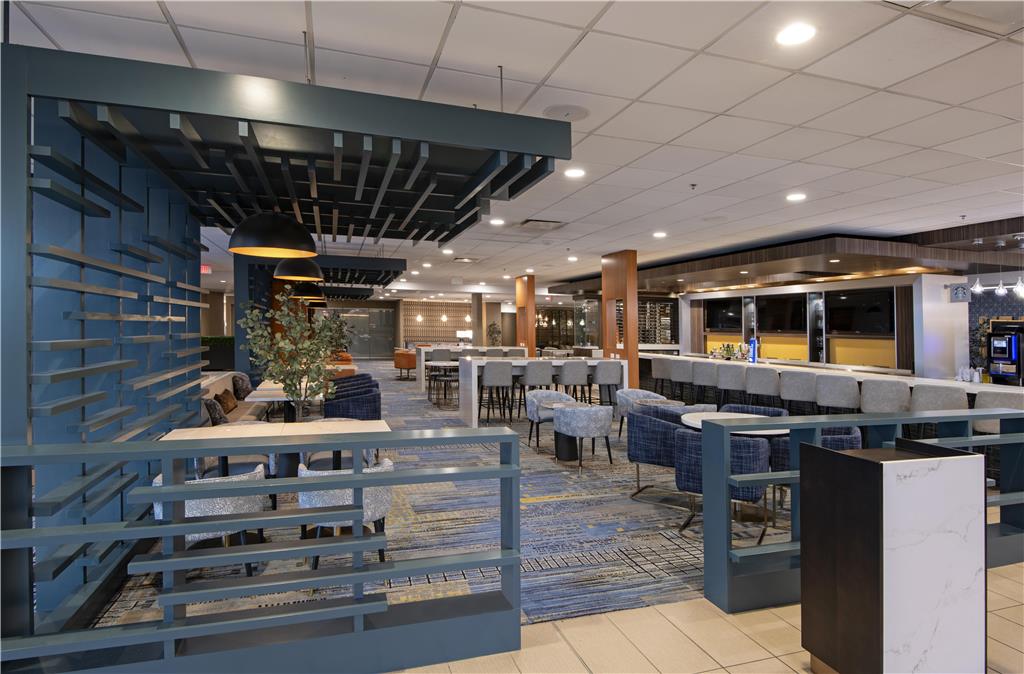 Images DoubleTree by Hilton Hotel West Edmonton