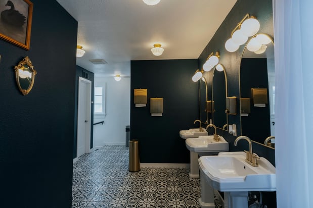 Images Karpeles Grand